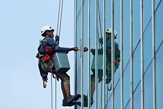 glass-cleaner-8788036_640 img-12